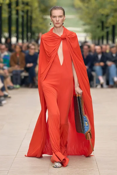 Look 46